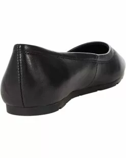 Anne Klein Flats Women Iggy 15 Anne Klein Flats Women Iggy -Anne Klein Store 61KxenWxWFL. AC SR736920